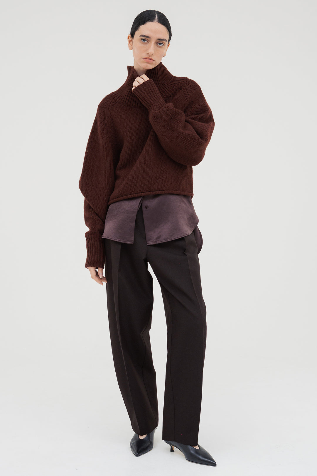 Contour Turtle Neck Knit / Burgundy