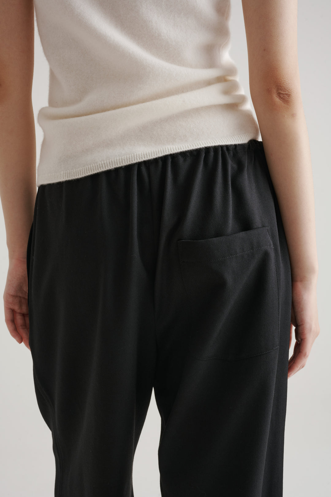 Wool Twill Drawcord Pants / Black