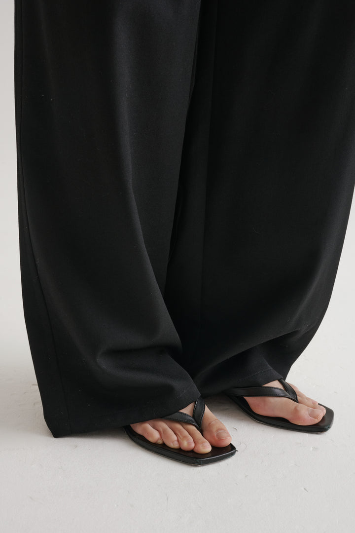 Wool Twill Drawcord Pants / Black