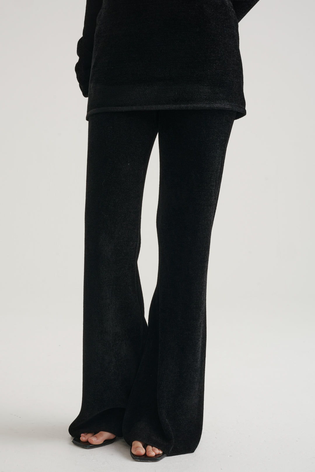 Classic Slim Flare Pants