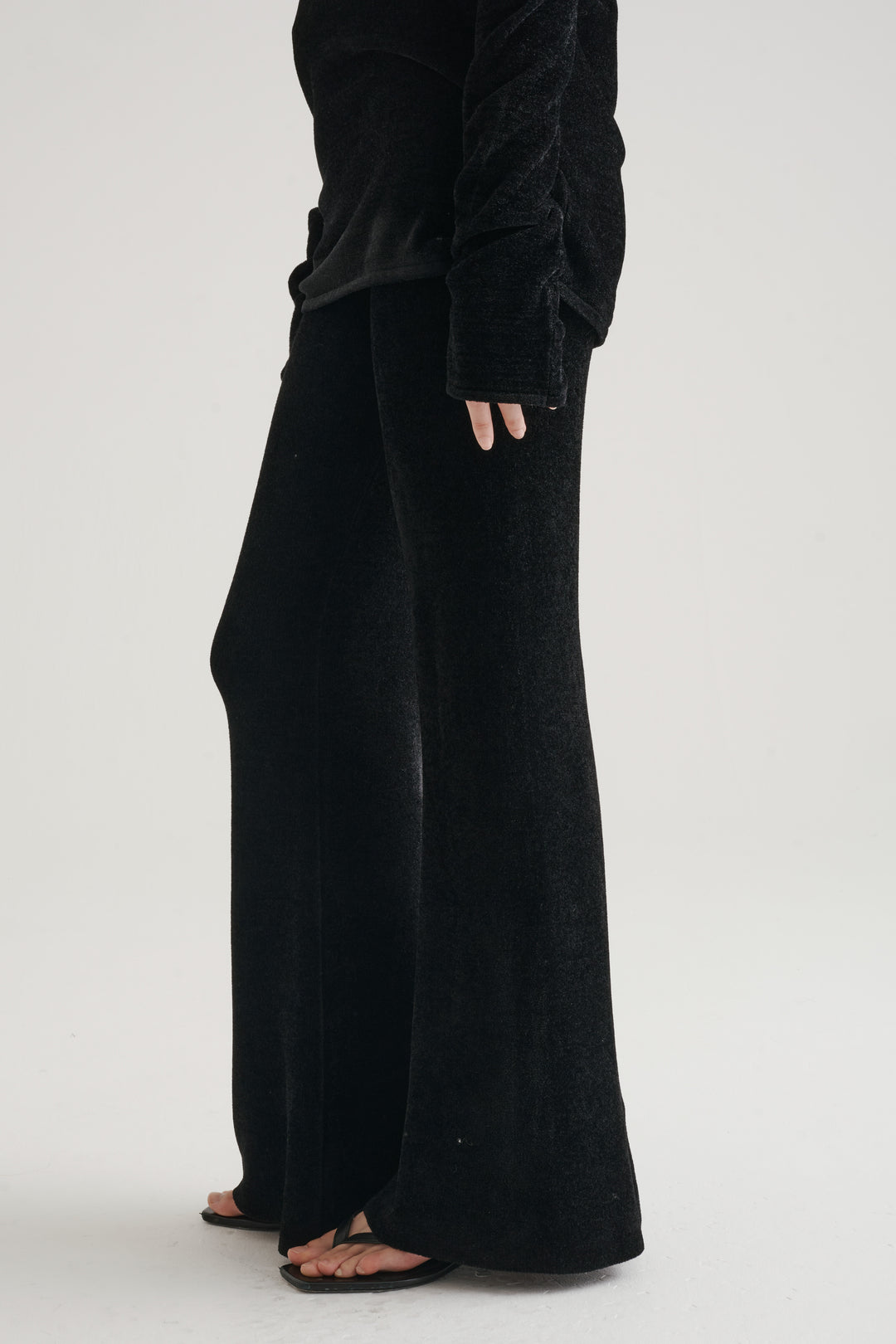 Classic Slim Flare Pants