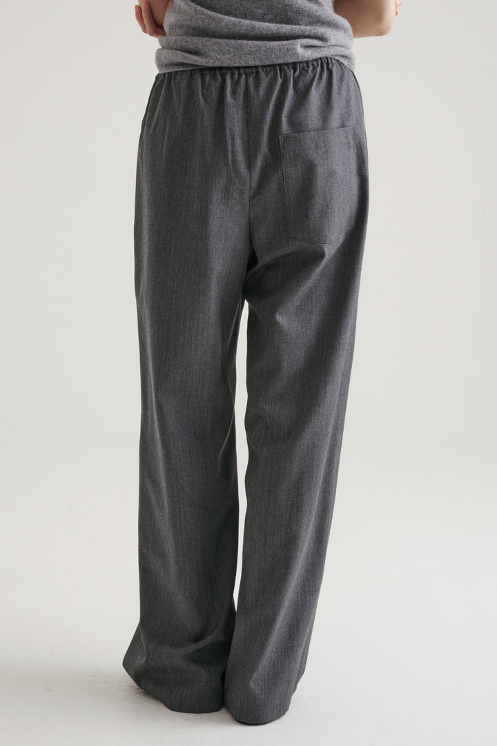 Wool Twill Drawcord Pants / Black