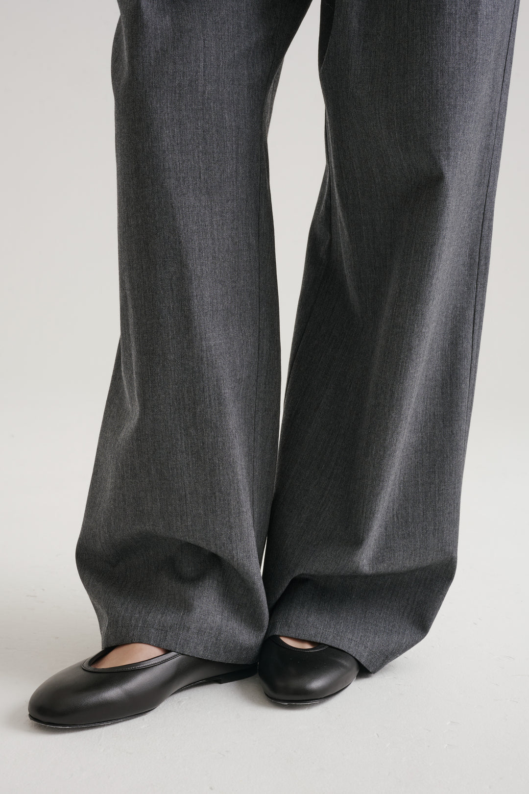 Wool Twill Drawcord Pants / Black