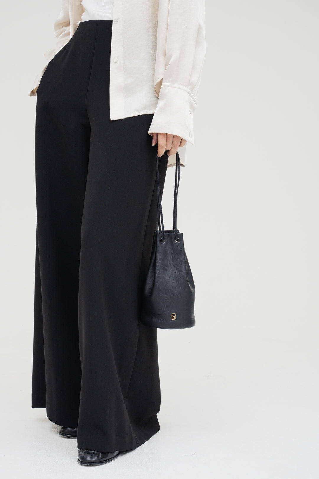 The Drawstring Pouch