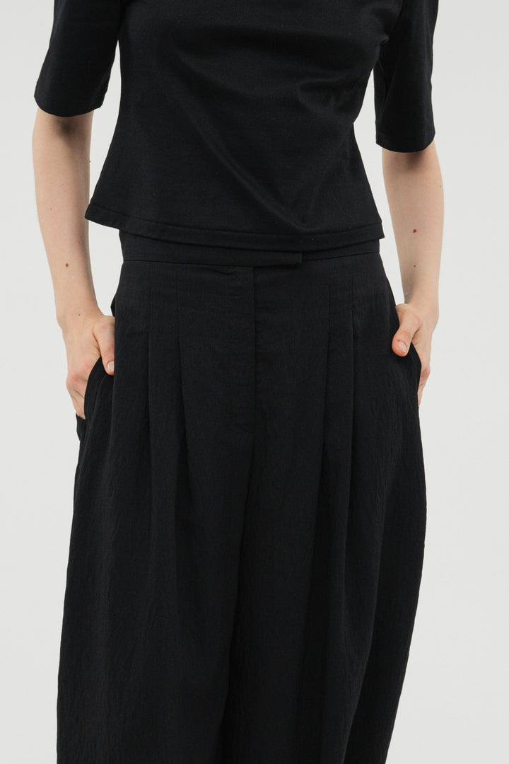 Balloon Tuck Easy Pants / Black