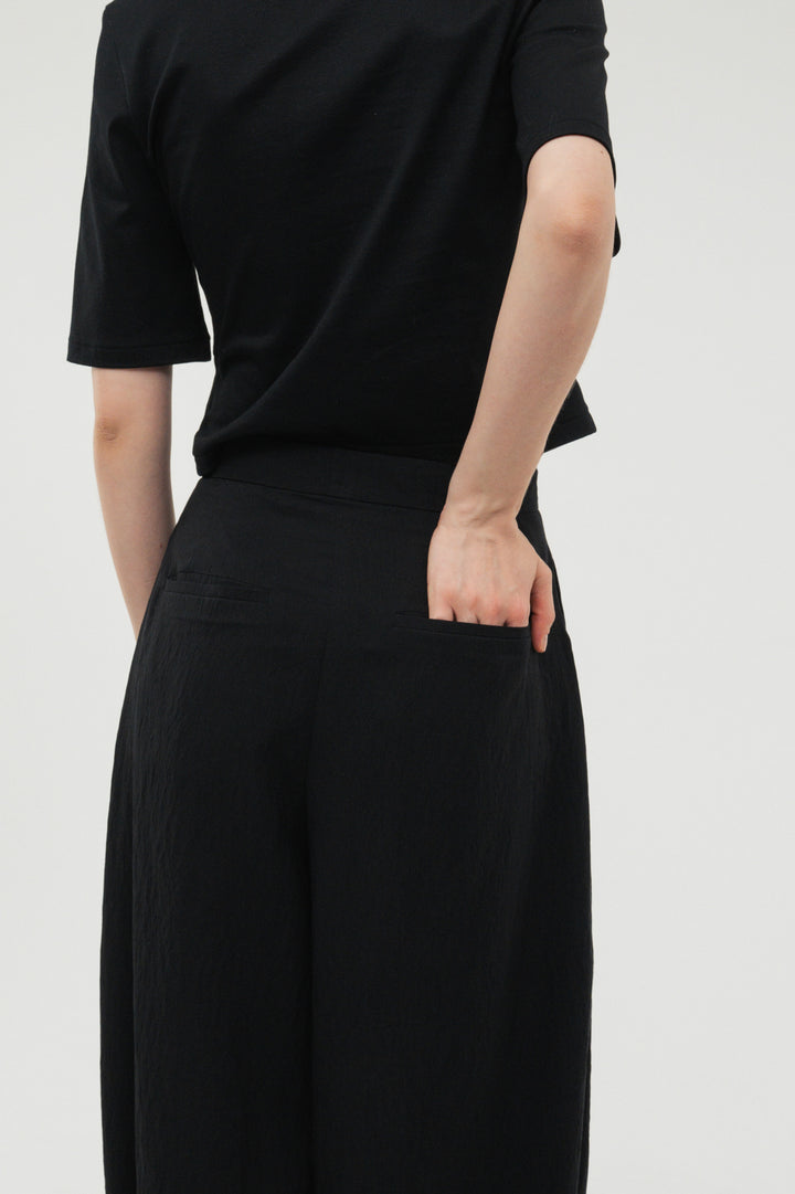 Balloon Tuck Easy Pants / White