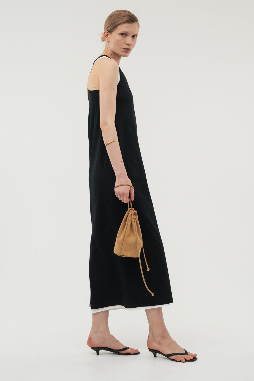 【coming soon】Back Curve Dress / White