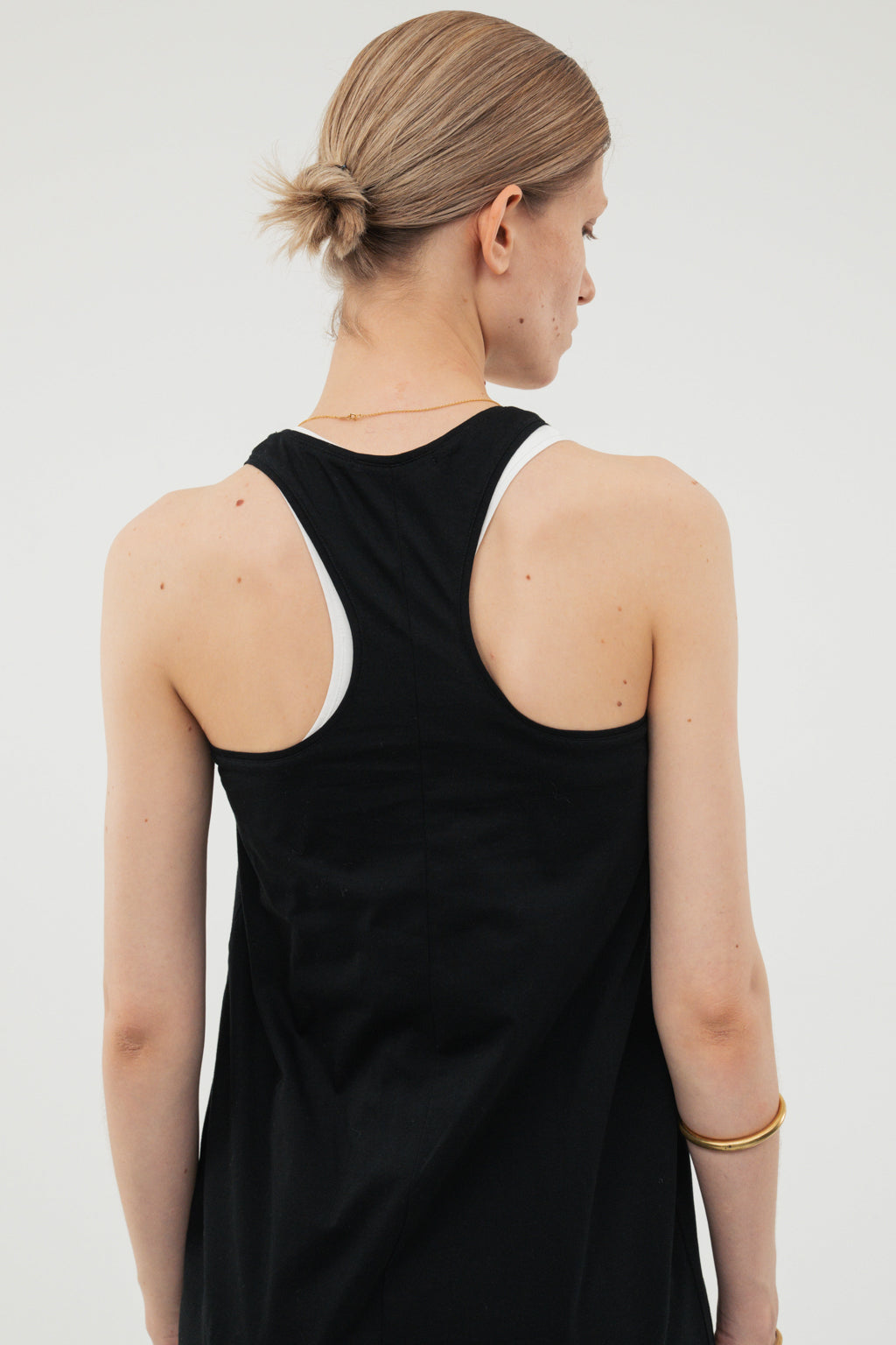 【coming soon】Back Curve Dress / White