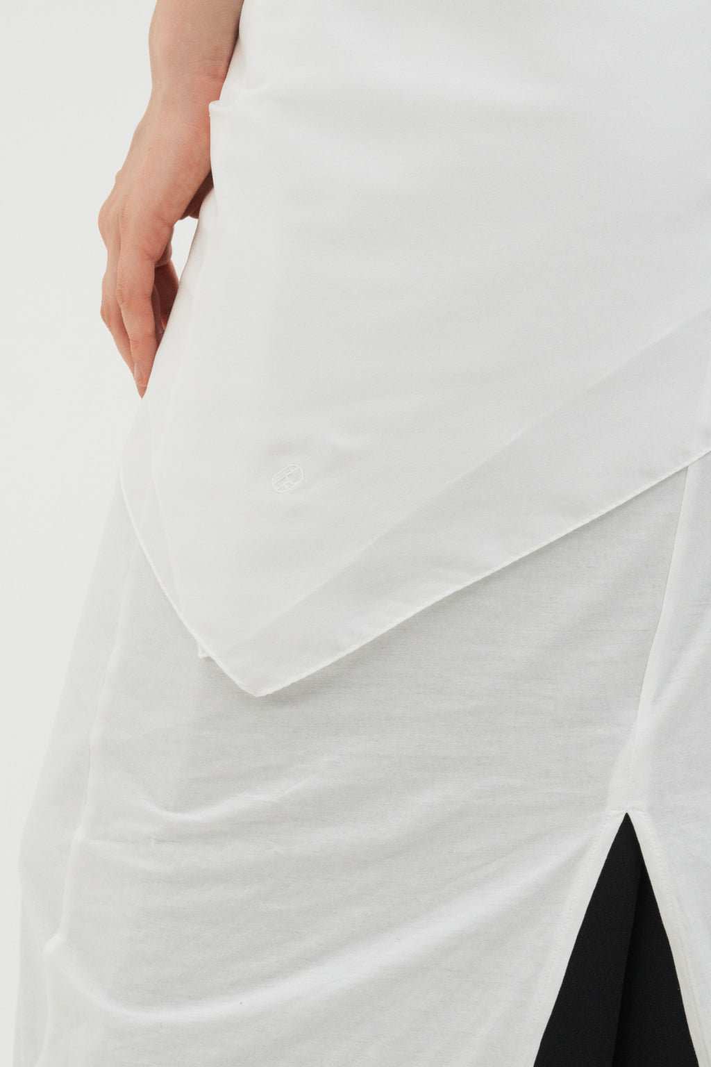 【coming soon】Silk Scarf / White