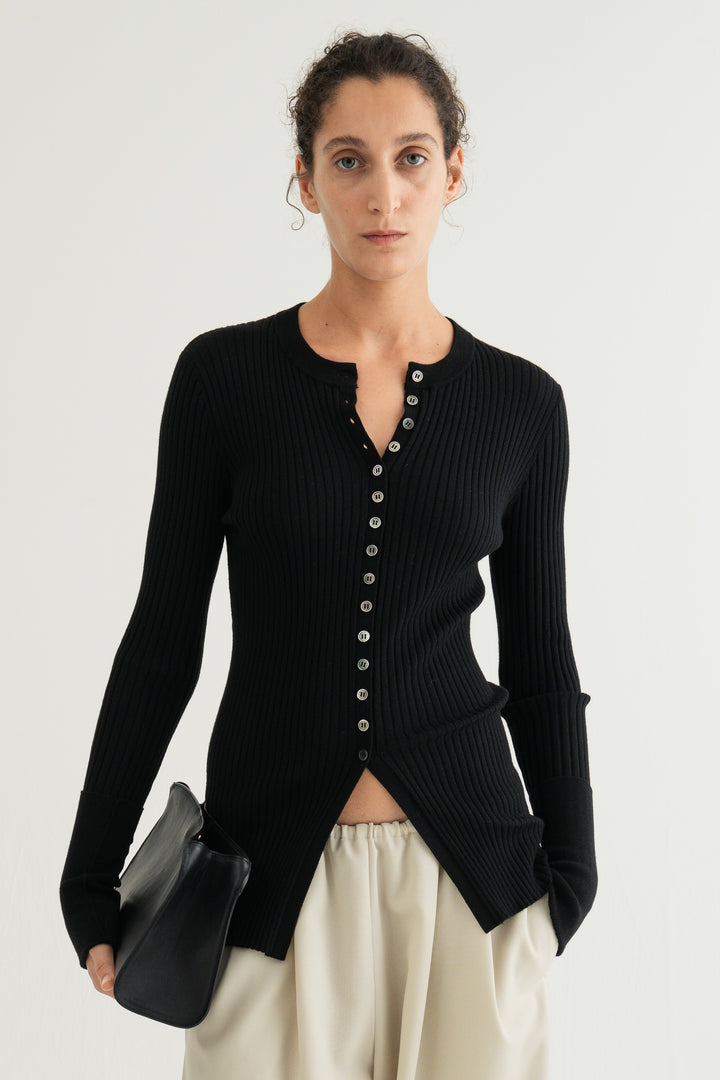 Wool Silk Long Sleeve Cardigan / Black