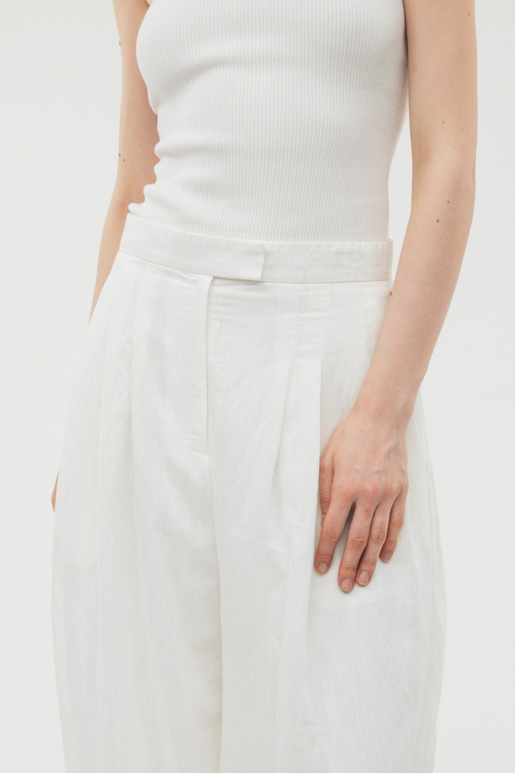 Balloon Tuck Easy Pants / Black