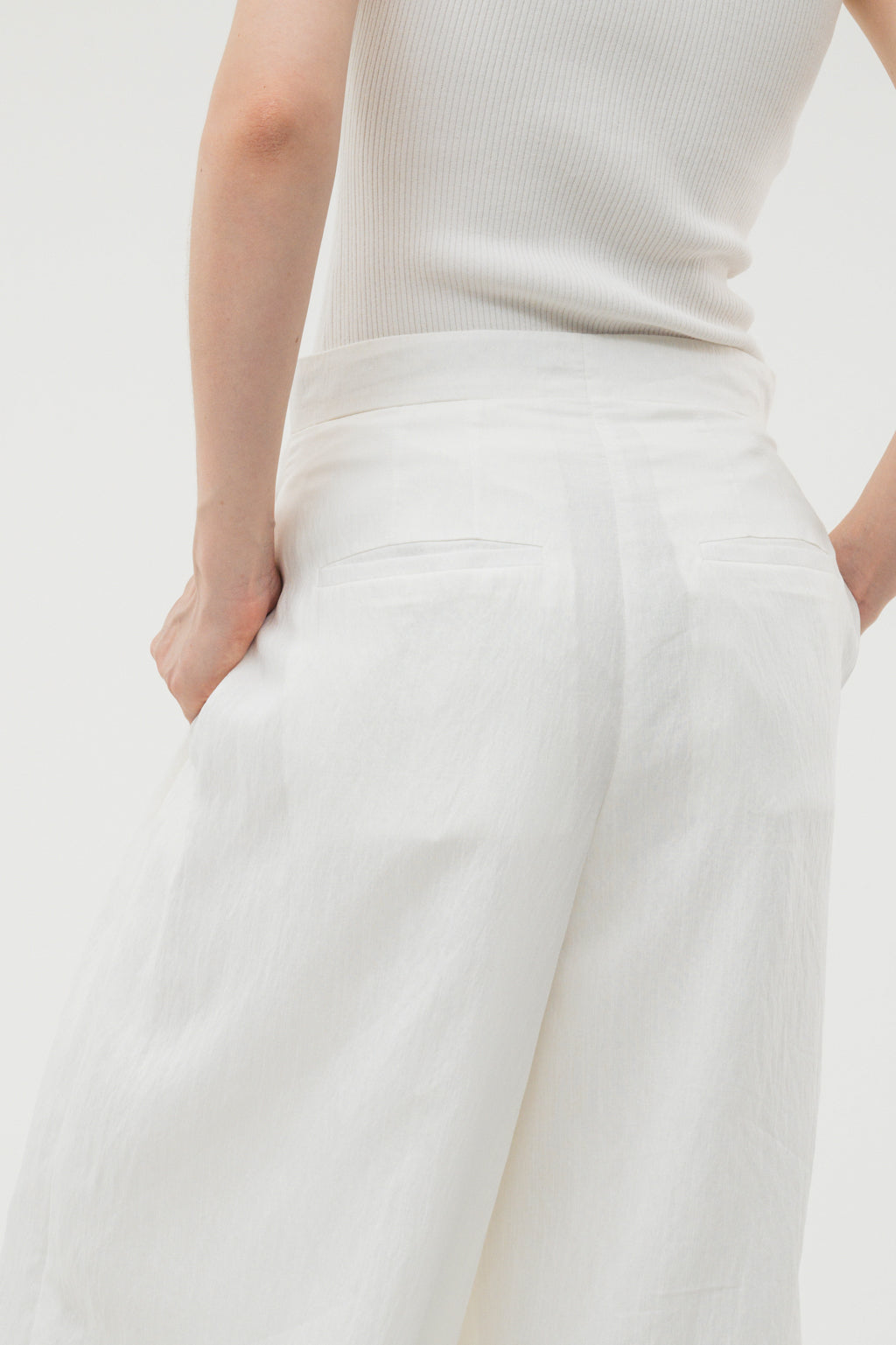 Balloon Tuck Easy Pants / Black