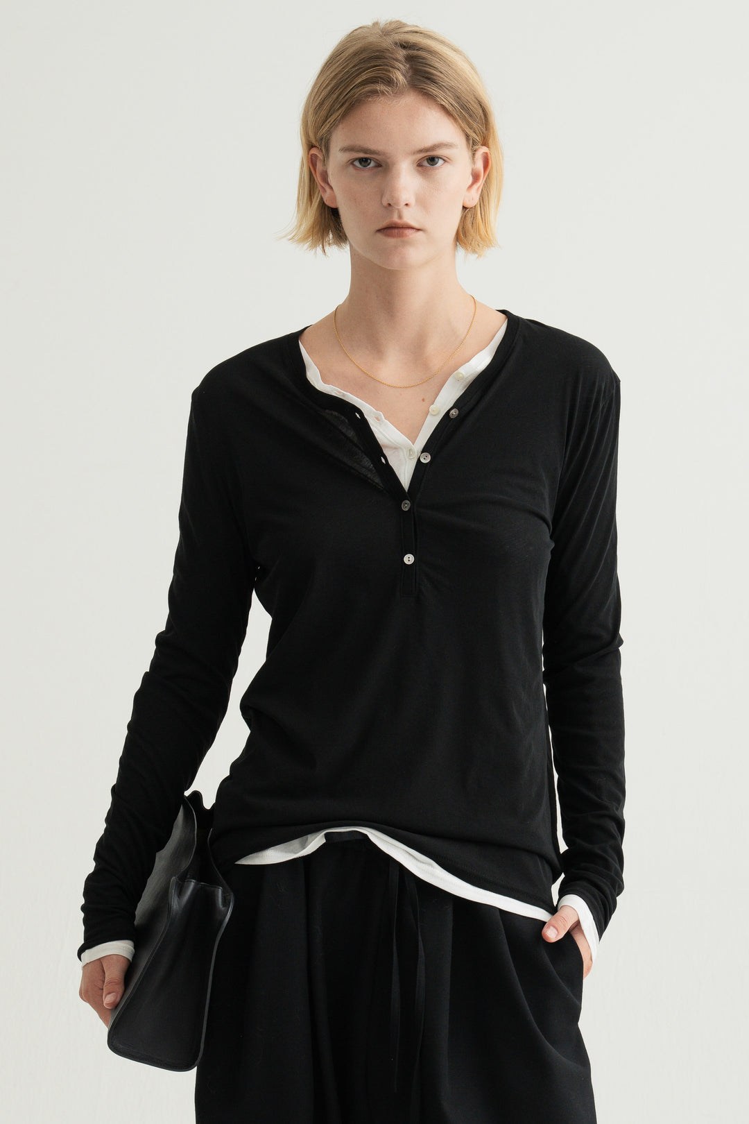 Minimal Henley Long Sleeve / White