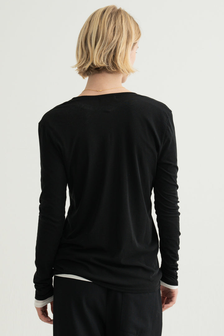 Minimal Henley Long Sleeve / White