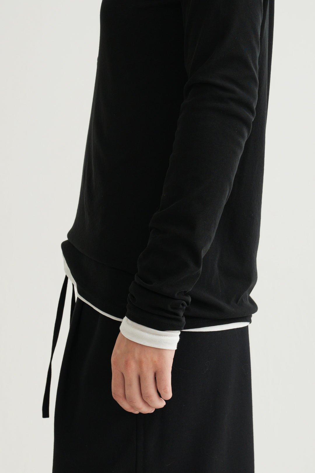Minimal Henley Long Sleeve / White