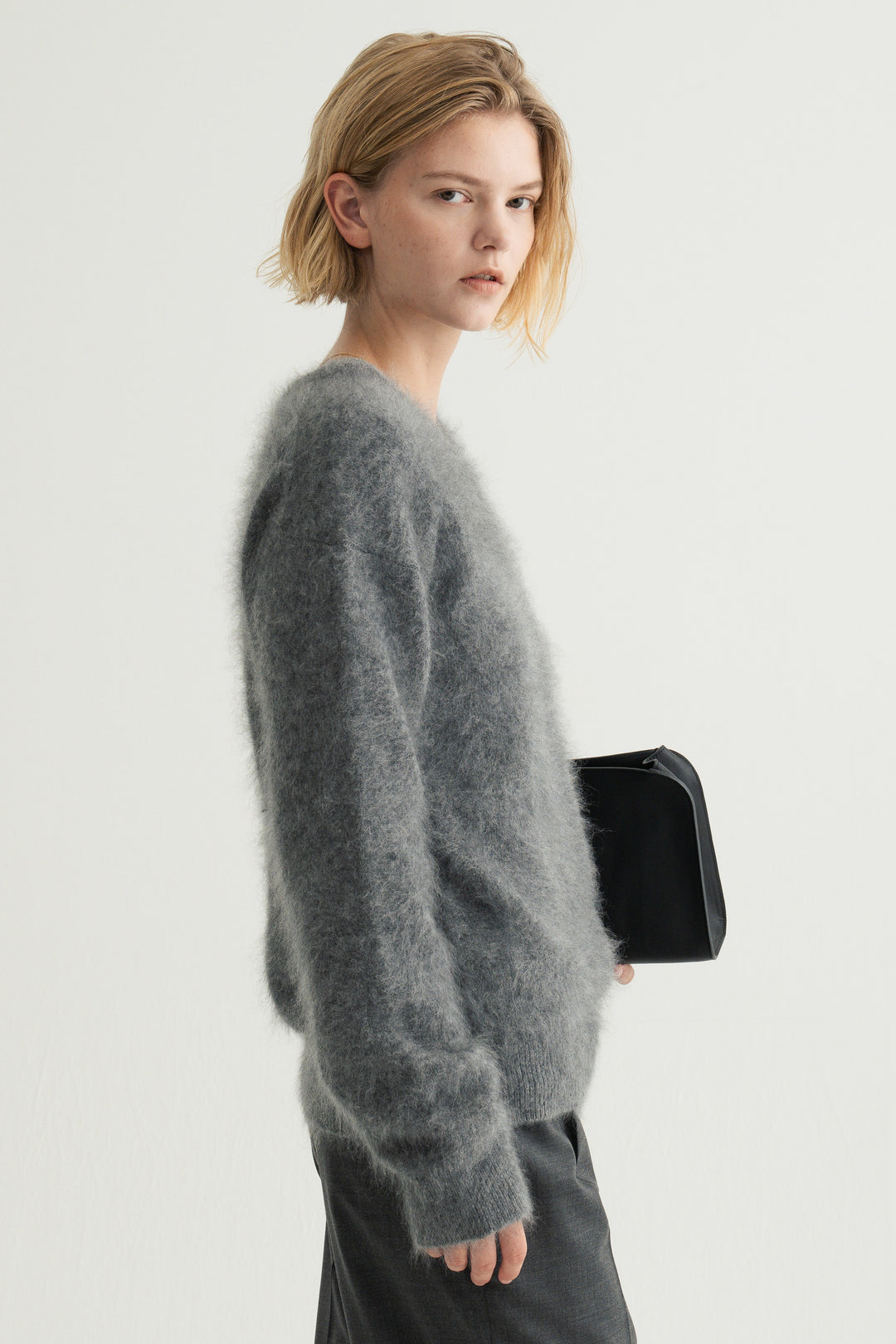 Cashmere Silk Wool V/N Knit / Grey