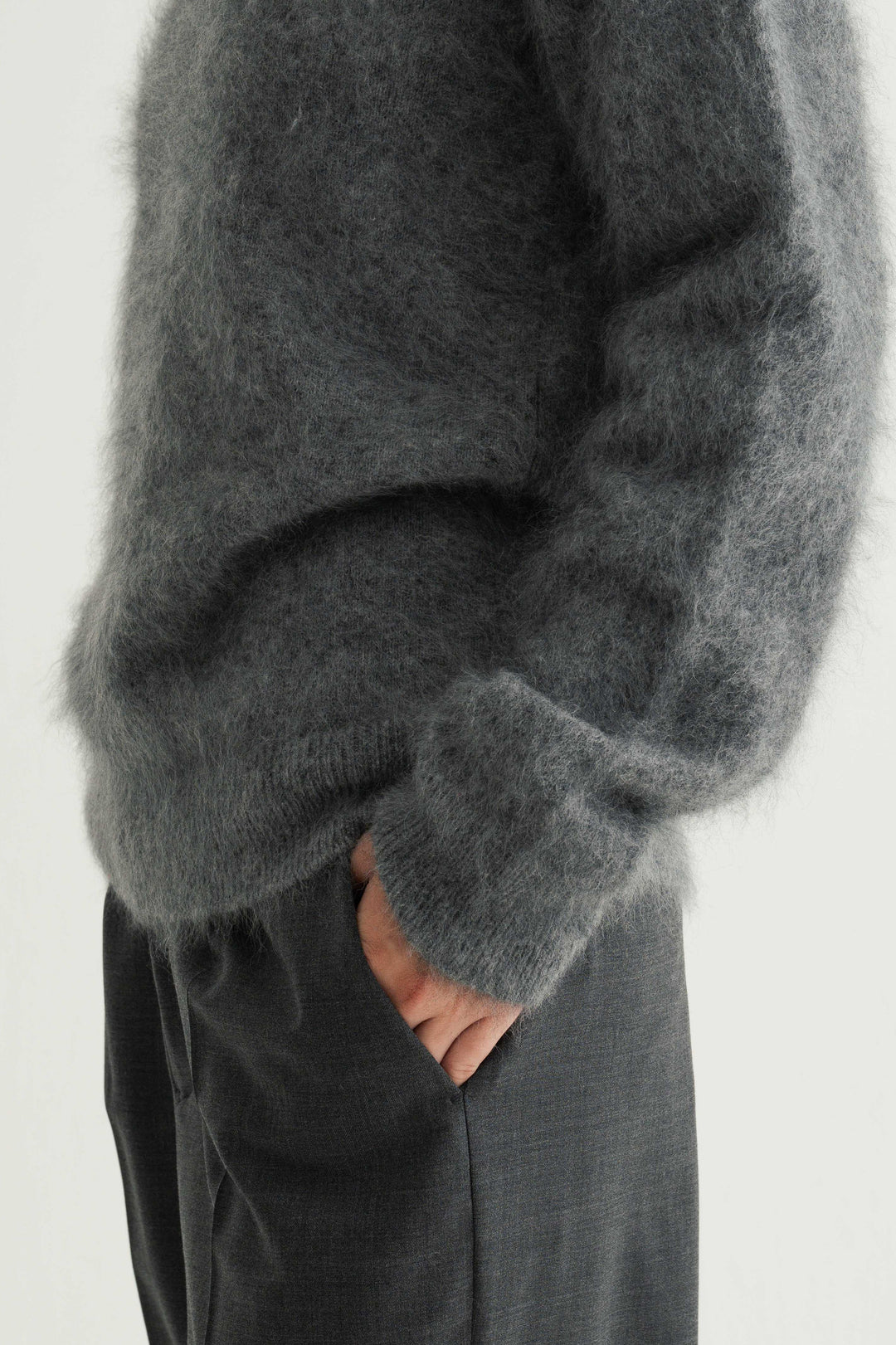 Cashmere Silk Wool V/N Knit / Grey