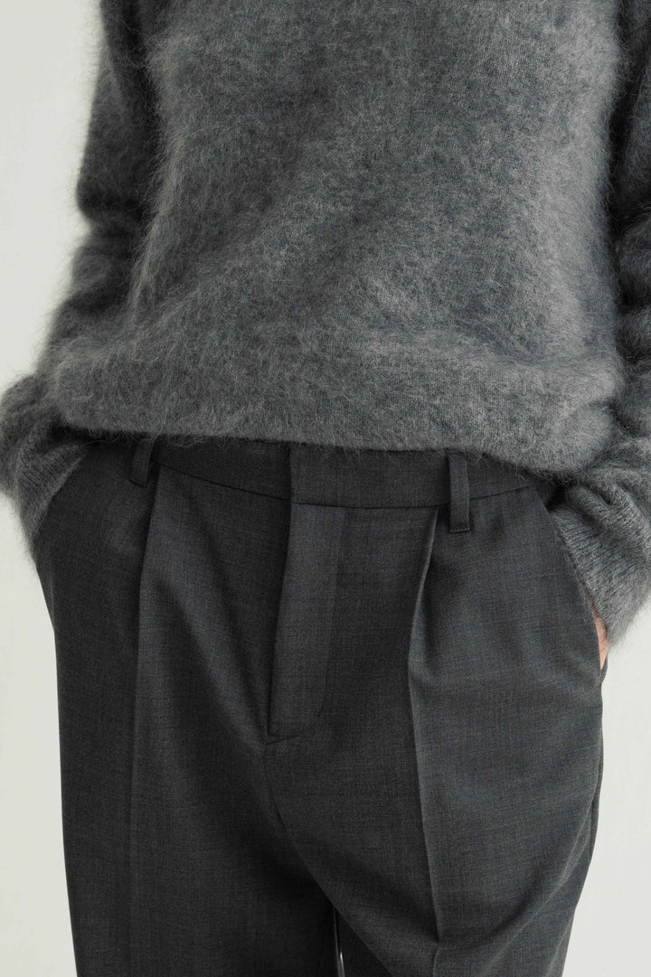 Virgin Wool Slim Straight Pants / Grey