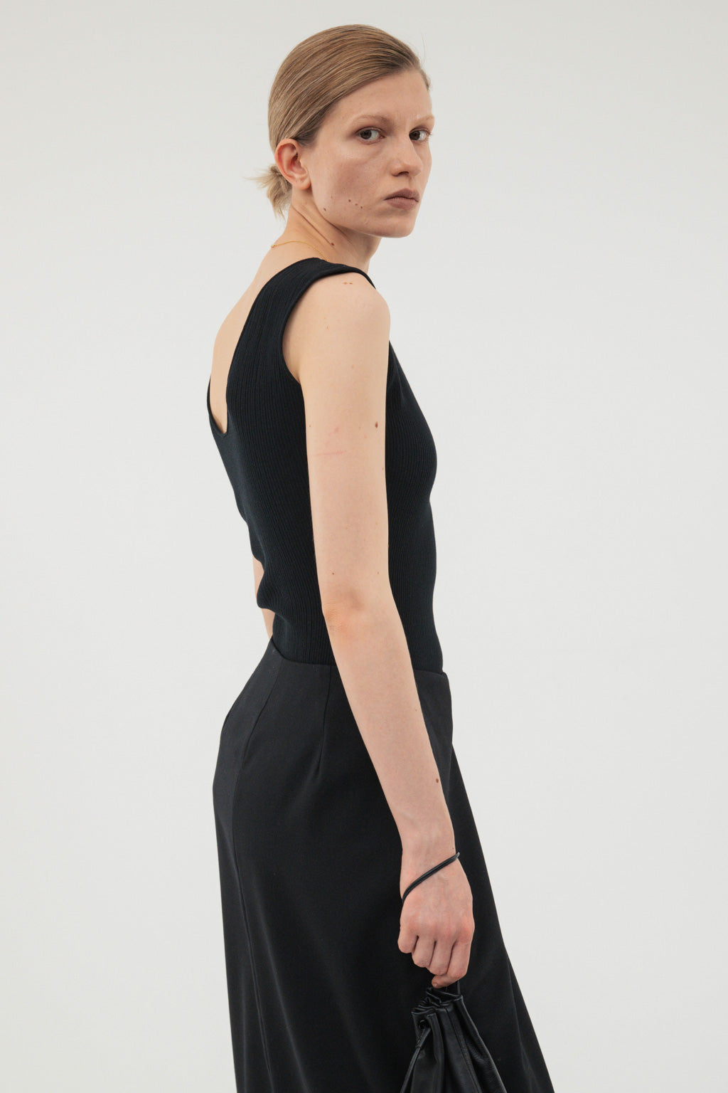 Modern Rib Tank Top / Black