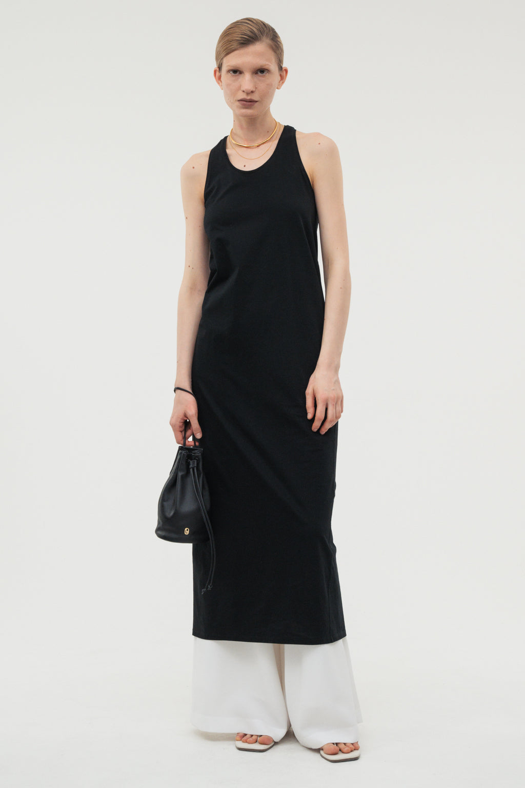 【coming soon】Back Curve Dress / White