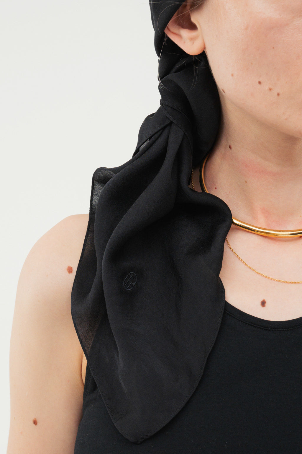 【coming soon】Silk Scarf / White