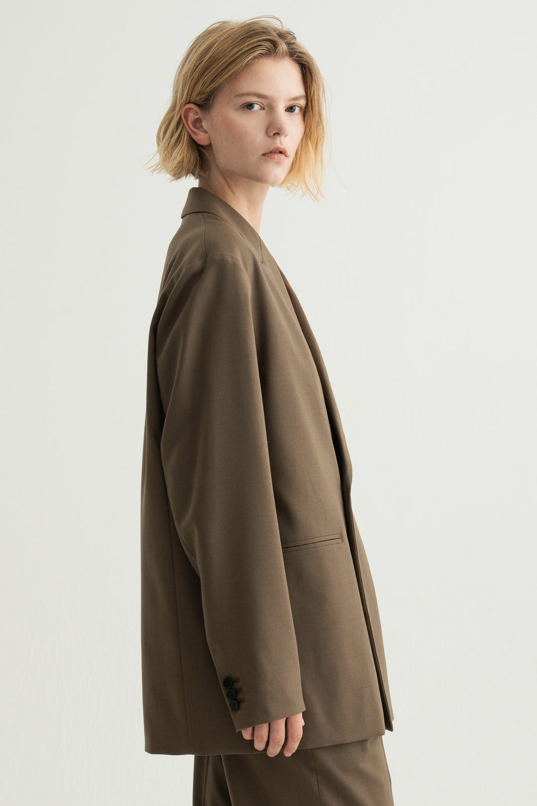 Virgin Wool Relaxed Jacket / Brown