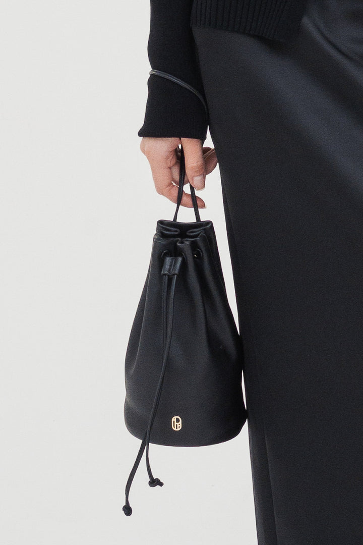 The Drawstring Pouch