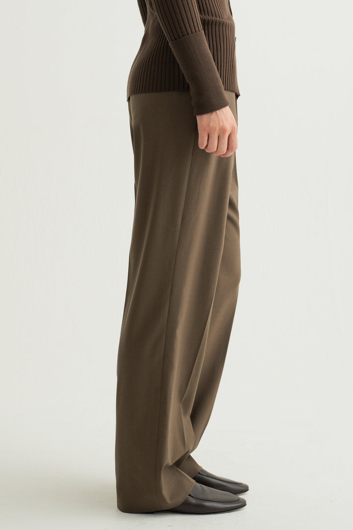 Virgin Wool Slim Straight Pants / Brown
