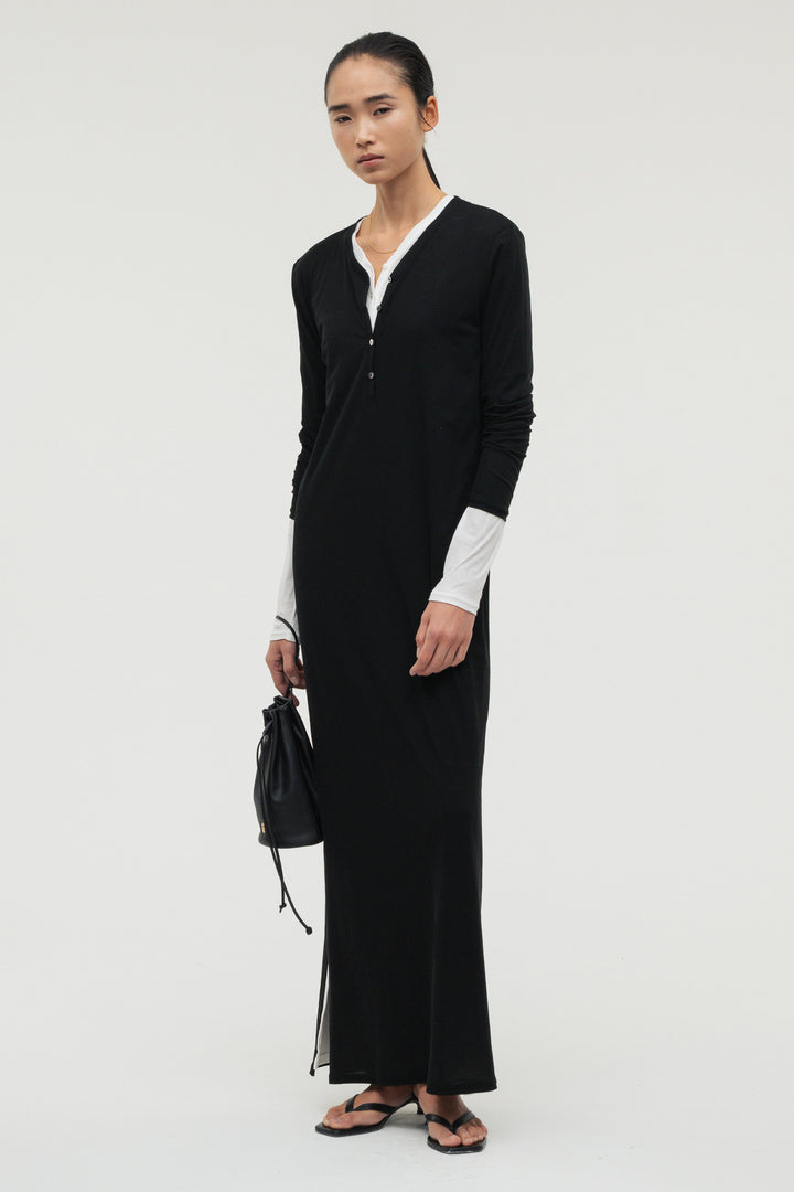Minimal Henley Dress / Black
