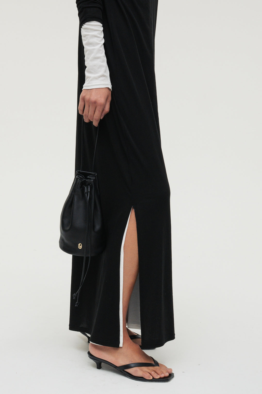 Minimal Henley Dress / Black