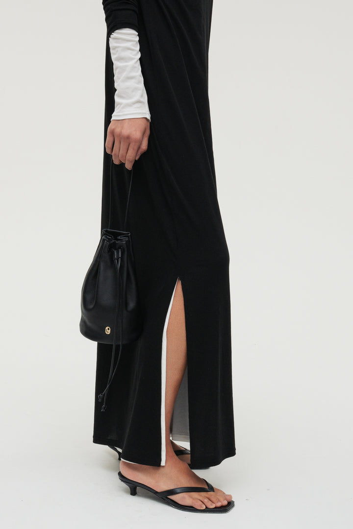 Minimal Henley Dress / Black