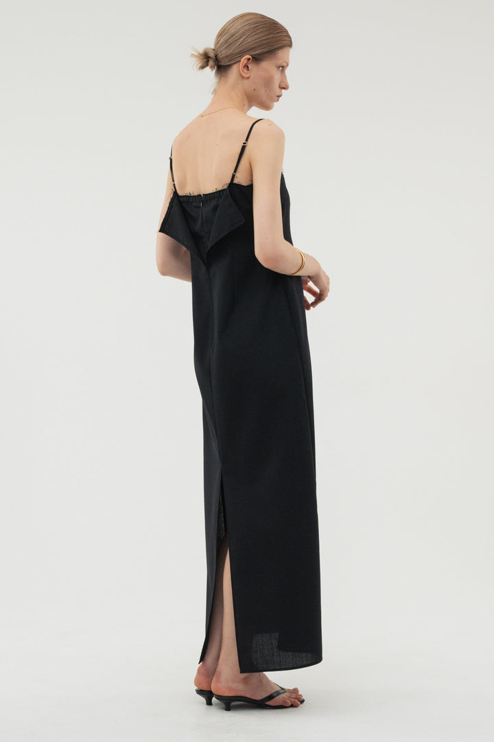 【coming soon】Back Slit Dress