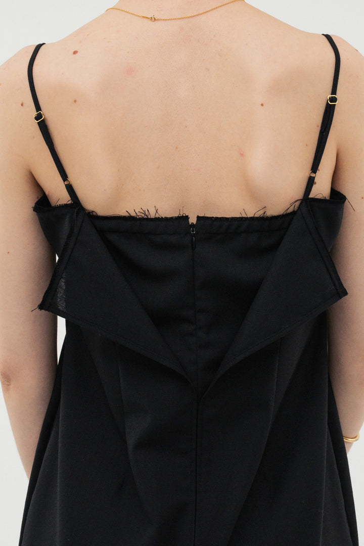 【coming soon】Back Slit Dress