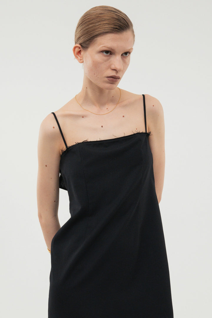 【coming soon】Back Slit Dress