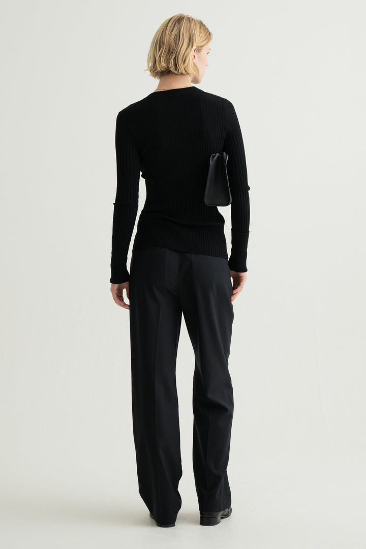 Virgin Wool Slim Straight Pants / Brown